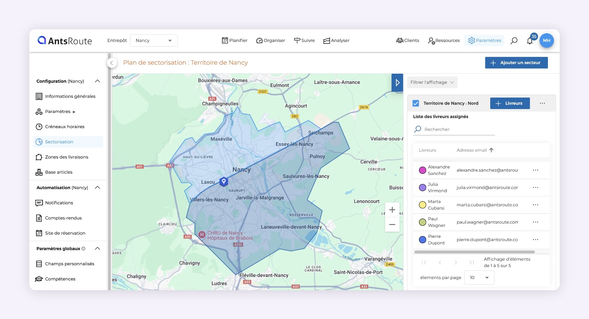Capture d’écran d’AntsRoute montrant la création de deux zones géographiques de livraison avec assignation de chauffeurs-livreurs à chaque zone.