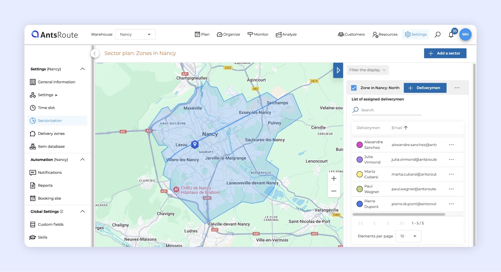 AntsRoute map with service areas and assigned couriers for route planning.