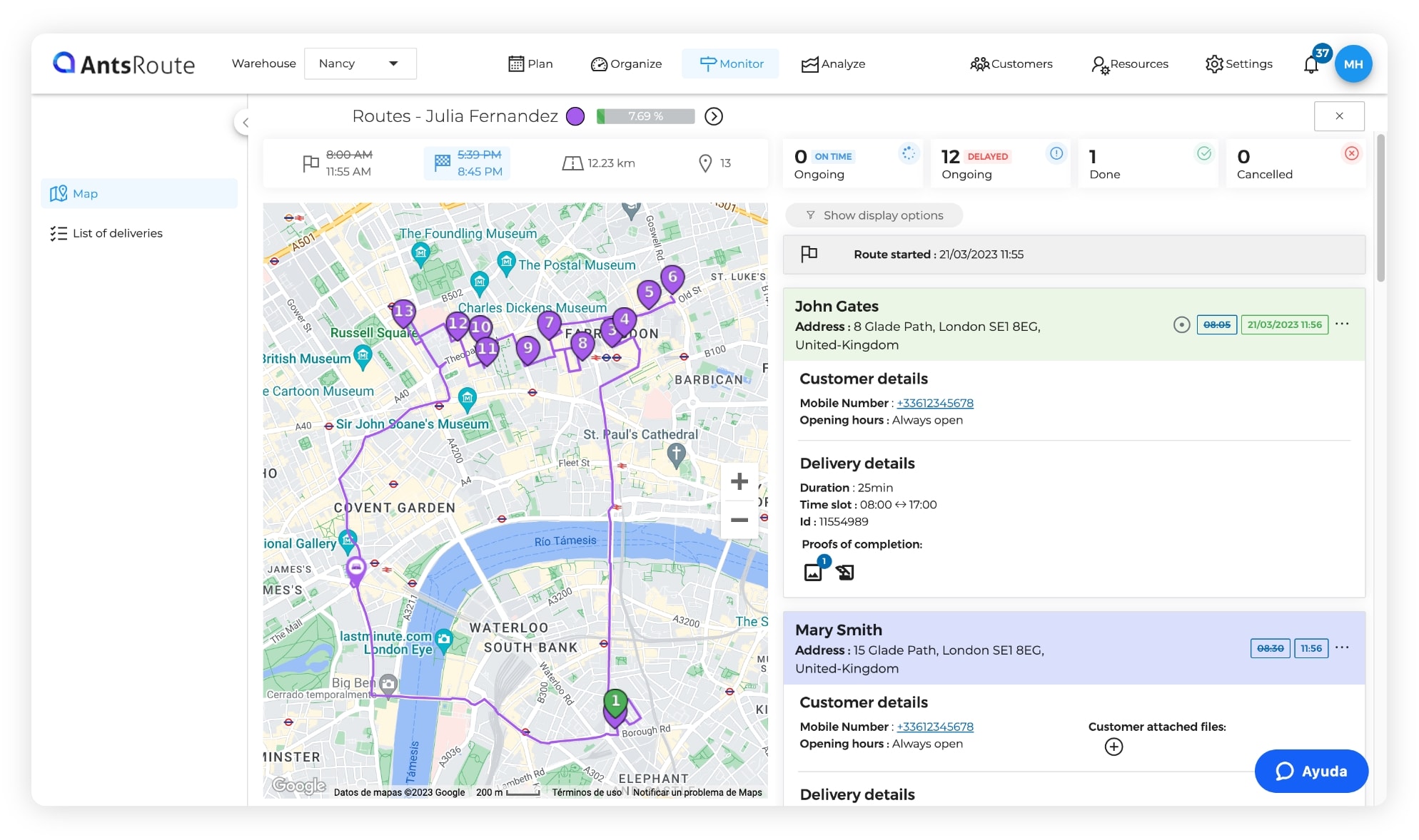 The interface of AntsRoute transport optimisation software showing an ongoing route on a map.