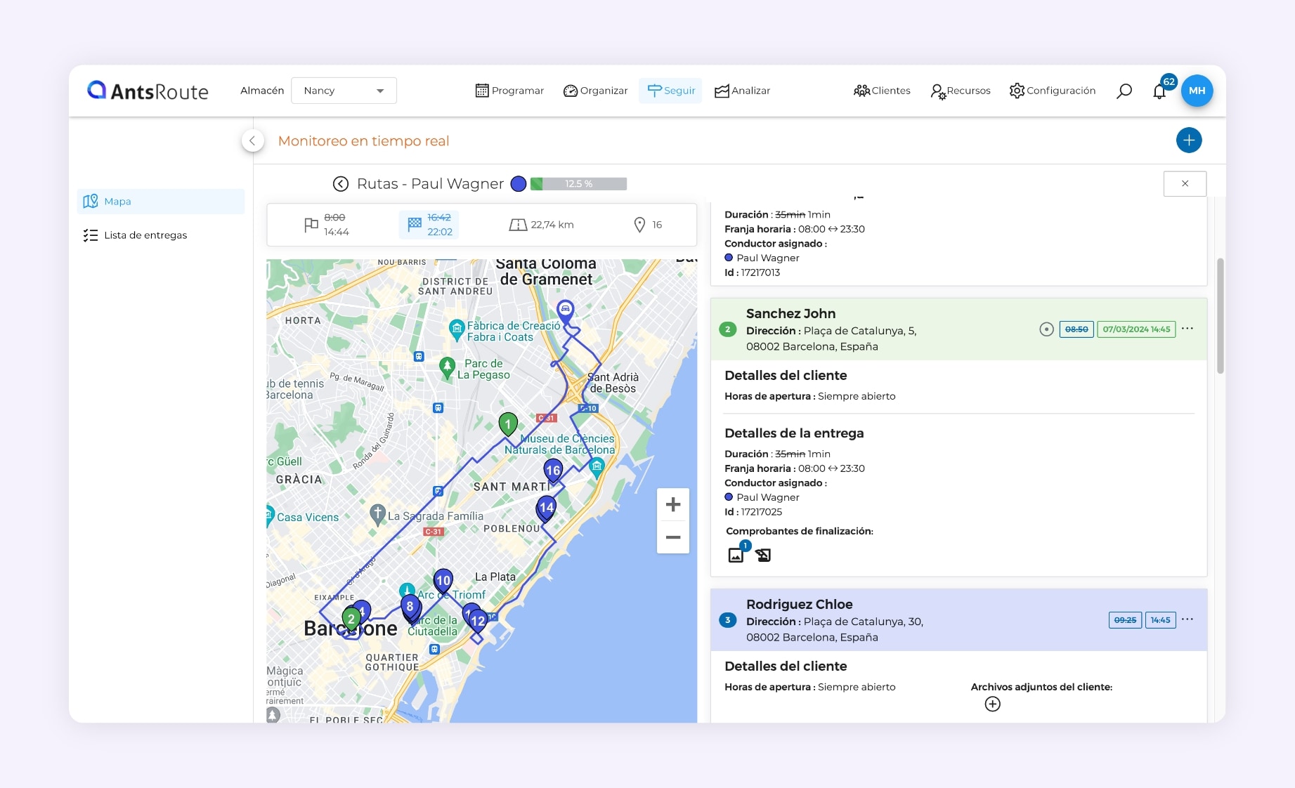 La interfaz del software AntsRoute muestra cómo se realiza el seguimiento de una ruta de entregas.